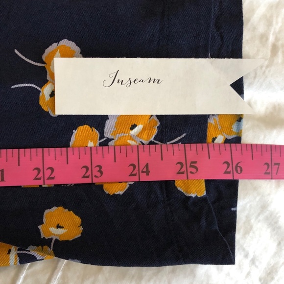 Pop Sugar coordinates (pants only) - Picture 4 of 8